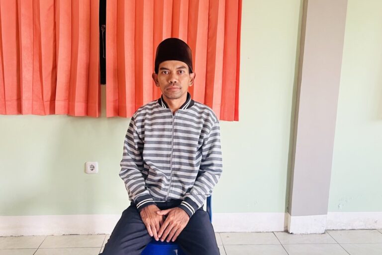 Muhammad Yasin Guru SDN Durian Kecamatan Janapria Kab Lombok Tengah