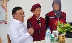 Siswa SRD 4 Lobar Bikin Kagum Menko Polkam Djamari Chaniago