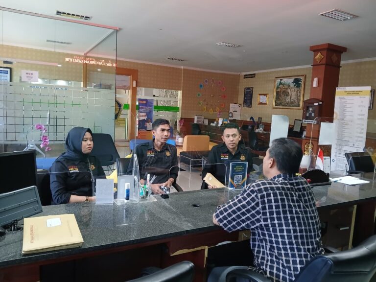Jaksa Kejari Lombok Tengah berada di KPKNL Bali
