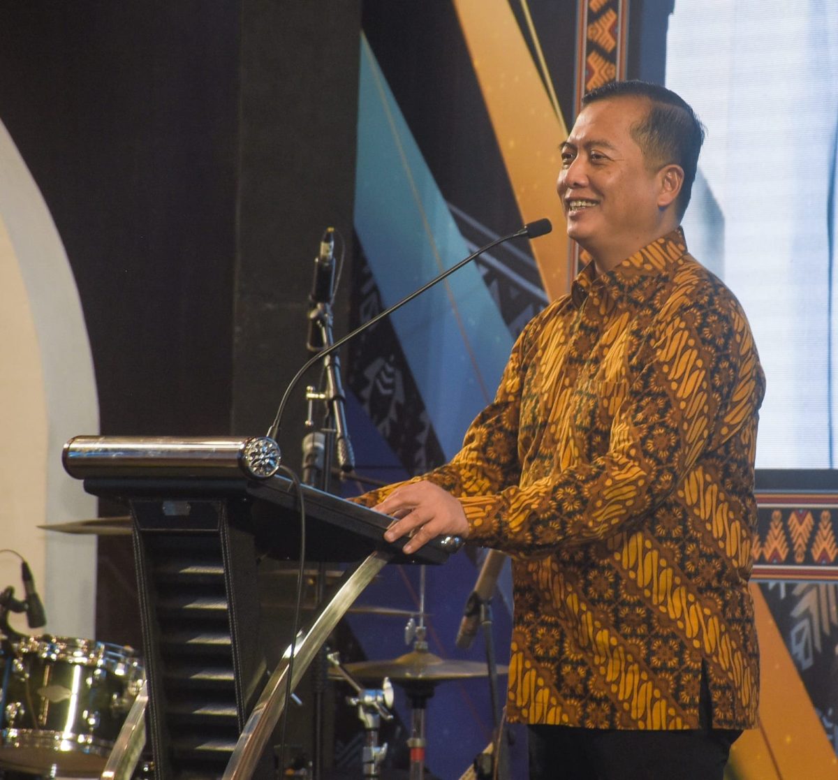 Gubernur NTB Lalu Muhammad Iqbal. (humas pemprov ntb)