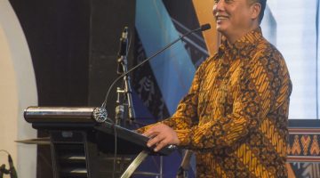 Gubernur NTB Lalu Muhammad Iqbal. (humas pemprov ntb)