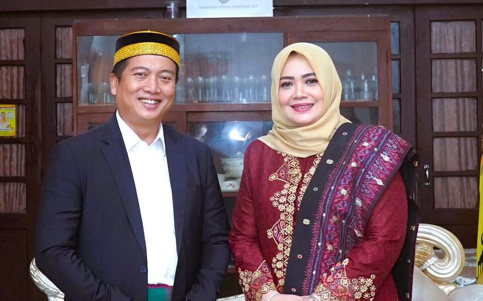 Gubernur NTB Lalu Muhamad Iqbal dan Wakil Gubernur NTB Indah Dhamayanti Putri. (humas pemprov ntb)