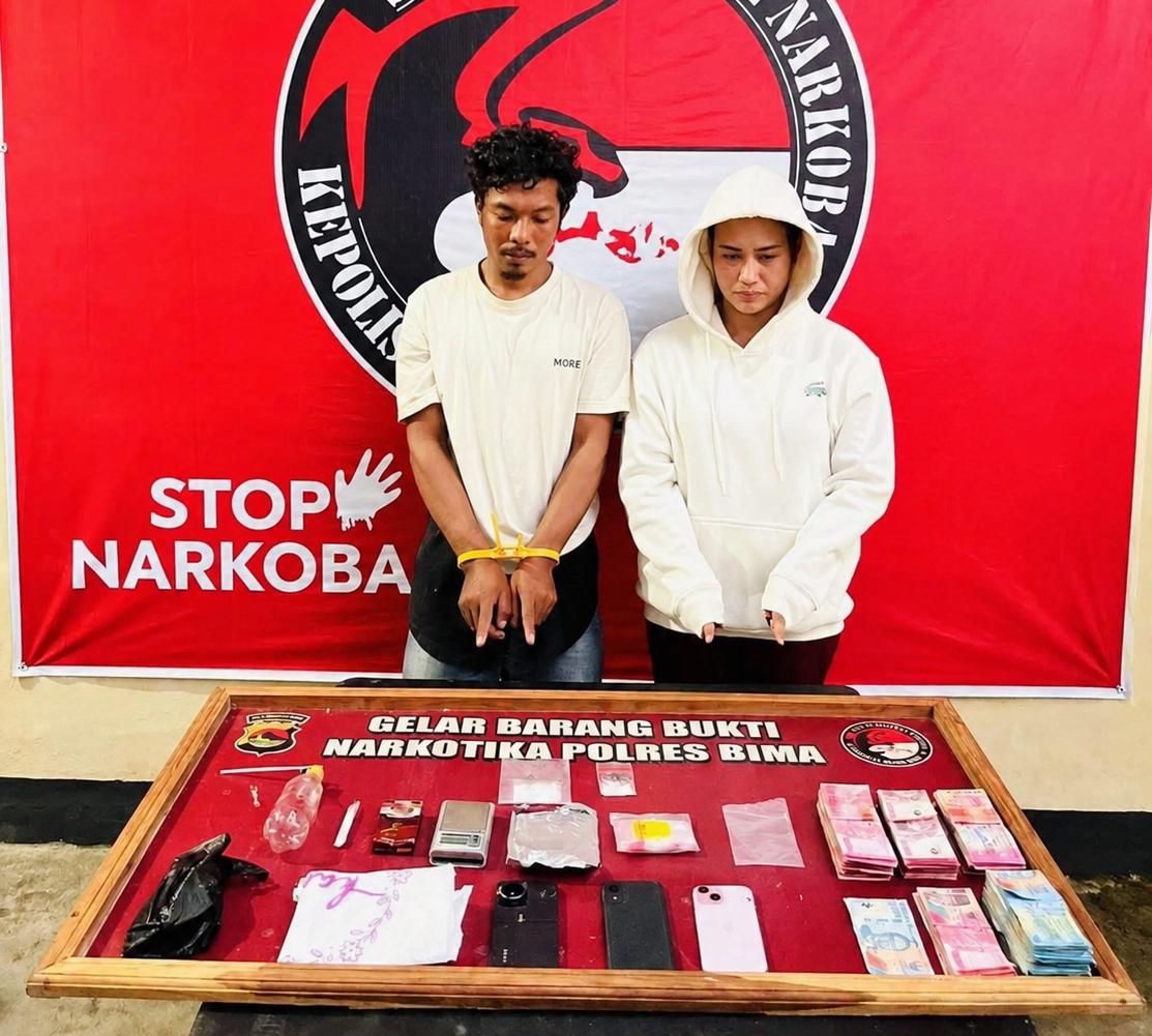 Satresnarkoba Polres Bima menangkap terduga pelaku pengedar sabu. 