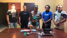 Polisi menangkap terduga pengedar sabu di Kabupaten Bima. (humas polres bima)