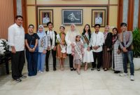 Wagub NTB Indah Dhamayanti Putri mendorong anak muda majukan pendidikan. (humas pemprov ntb)