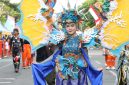 Penampilan kontingen Lombok Tengah di Jember Fashion Carnaval 2026.