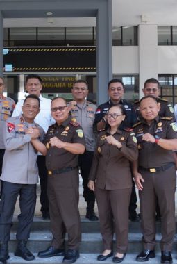 Kapolda-Kajati NTB Bertemu, Sepakat Perkuat Sinergi Penegakan Hukum