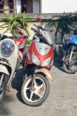 Polres Lombok Timur Tangkap Tiga Terduga Pelaku Curanmor, Sita Sembilan Motor