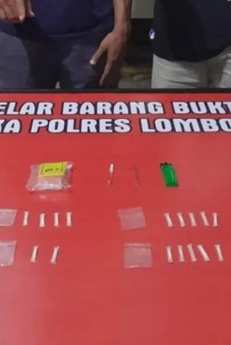 Polisi Gerebek Dua Lokasi di Labuhan Haji, Tangkap Lima Orang dan Sabu 6,87 Gram