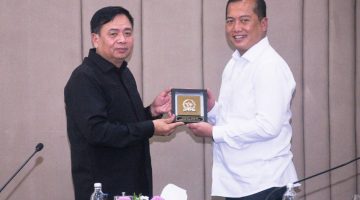 Gubernur Iqbal Paparkan Tantangan Fiskal dan Infrastruktur NTB kepada Komisi V DPR RI