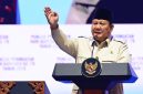 Presiden Prabowo Subianto menyampaikan pidatonya pada Puncak Peringatan Hari Koperasi ke-79 Tahun 2026 yang digelar di Indonesia Arena, Jakarta, pada Minggu, 12 Juli 2026. Foto: BPMI Setpres