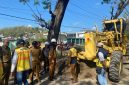 Perbaikan jalan menuju RSUD Sering di Sumbawa.