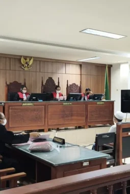 Oknum Pimpinan Ponpes di Lombok Tengah Divonis 14 Tahun, Wajib Bayar Restitusi Rp 111,44 Juta