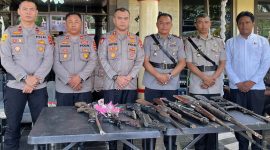 Senpi rakitan milik warga yang diserahkan ke Polres Bima.