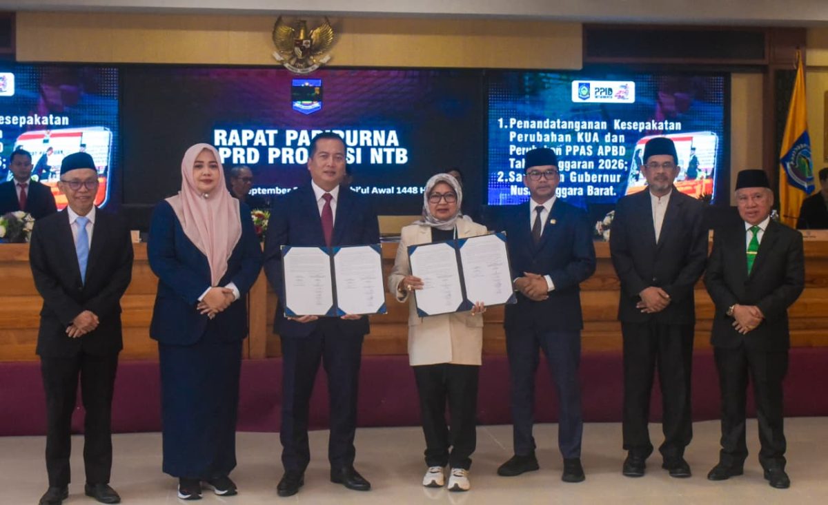 Gubernur NTB, Wakil Gubernur NTB bersama pimpinan DPRD NTB usai penandatanganan KUA-PPAS Perubahan 2026.