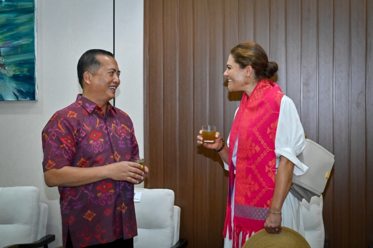 Putri Mahkota Swedia bersama Gubernur NTB.