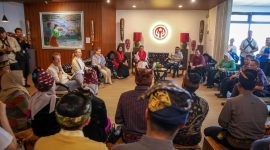 Dialog Putri Mahkota Swedia Victoria bersama para petani.