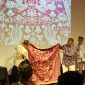 Koleksi kain tenun dari NTB.