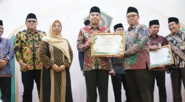 Penghargaan kota wakaf paling inovatif 2026 diterima Wakil Wali Kota Mataram TGH Mujib.