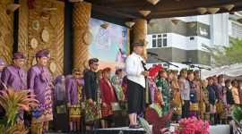 Gubernur NTB menghadiri HUT Kabupaten Lombok Tengah.