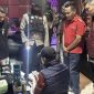 Polda NTB merazia tempat hiburan malam di Senggigi, Lombok Barat.