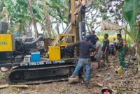 Pembangunan sumur bor oleh Satgas TMMD Kodim Lombok Tengah.
